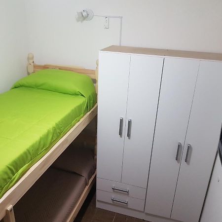 Habitacion Con Bano Privado Un Piso Por Escalera Buenos Aires Buitenkant foto