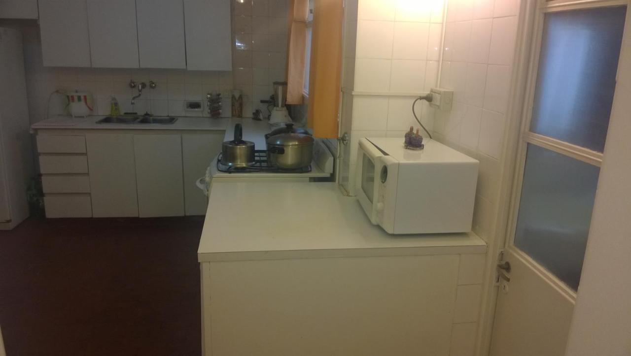 Habitacion Con Bano Privado Un Piso Por Escalera Buenos Aires Buitenkant foto